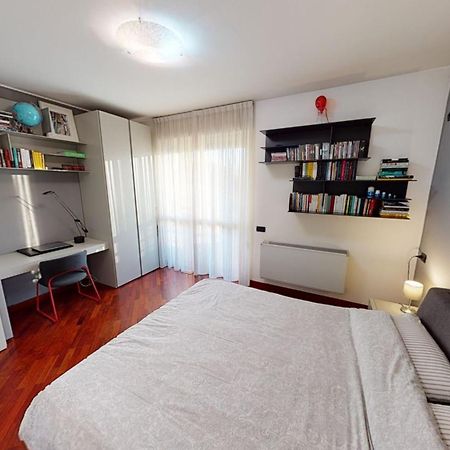 Apartment+Garage Near Novegro Exhibition/Linate Segrate Esterno foto