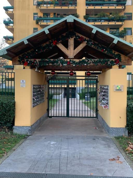 Apartment+Garage Near Novegro Exhibition/Linate Segrate Esterno foto
